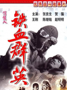 路透照中，情到浓时的二人毫无顾忌的在街边热吻，谁看了都会忍不住赞叹：这就是少男少女的爱情！